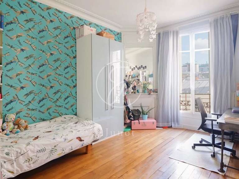 Appartement Paris 17e - 3 chambres - 146m²