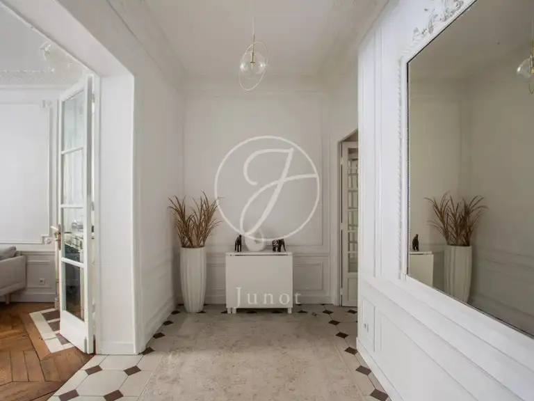 Apartment Paris 17e - 2 bedrooms - 96m²