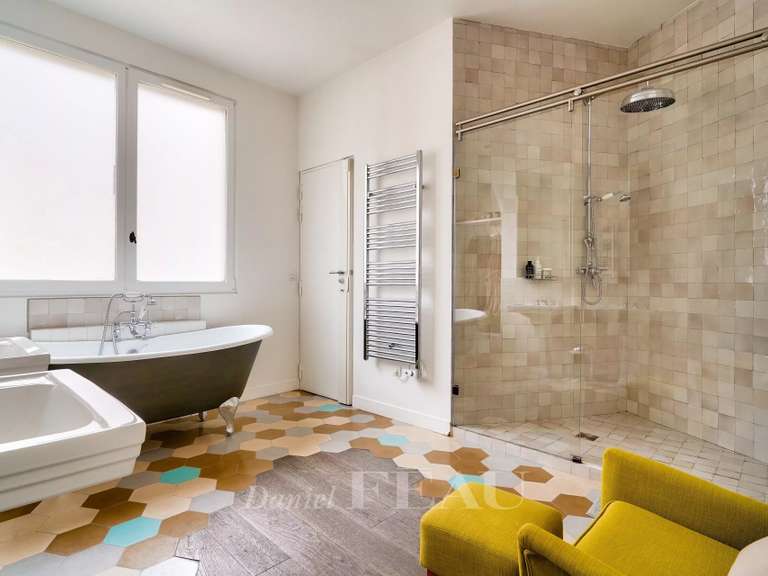 Appartement Paris 17e - 5 chambres - 304m²
