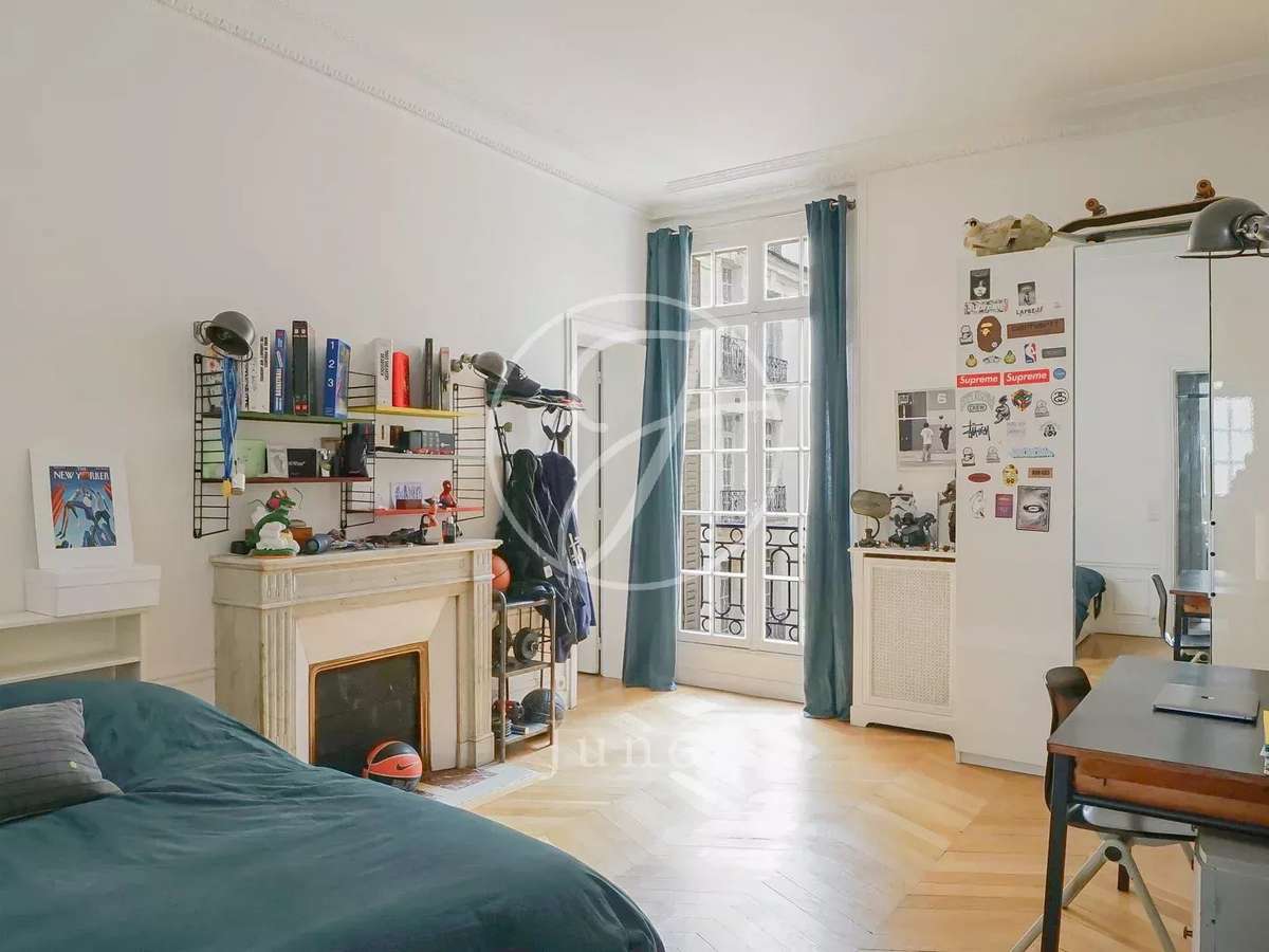 Apartment Paris 17e