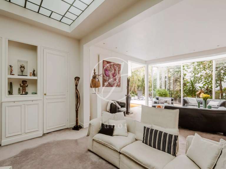 Appartement Paris 17e - 2 chambres - 174m²