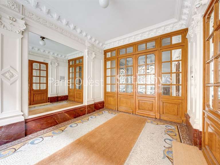 Appartement Paris 17e - 3 chambres - 101m²