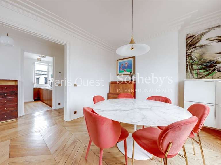 Appartement Paris 17e - 3 chambres - 101m²