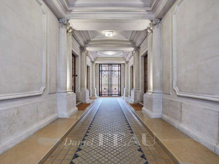 Appartement Paris 17e - 4 chambres - 265m²