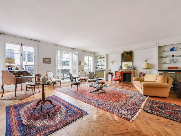 Appartement Paris 17e - 6 chambres - 250m²