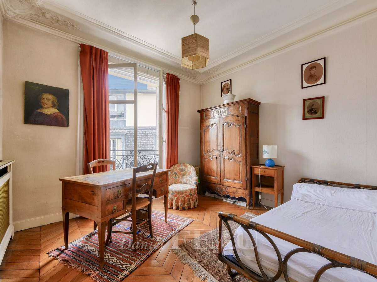 Apartment Paris 17e
