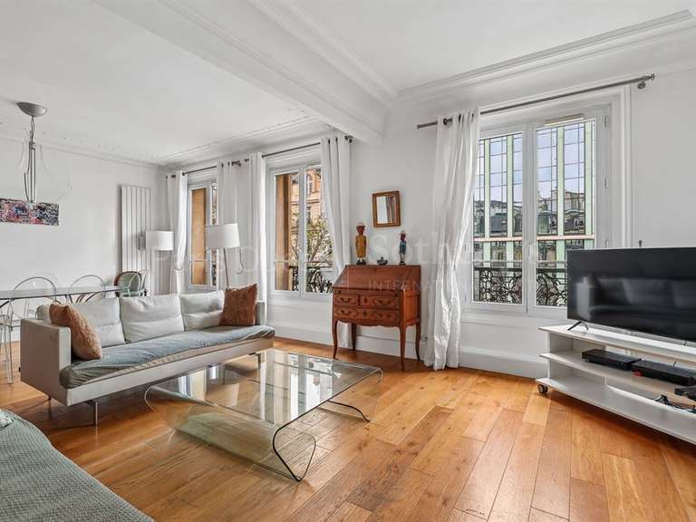 Appartement Paris 17e - 2 chambres - 86m²