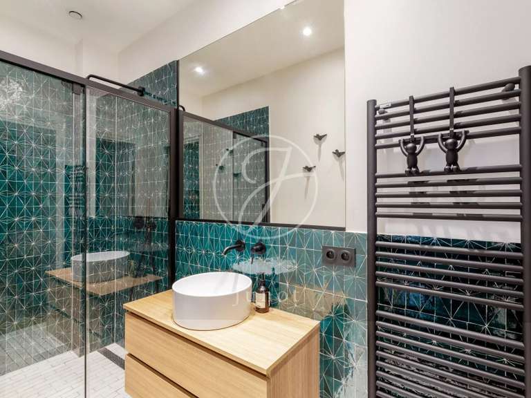 Appartement Paris 17e - 2 chambres - 99m²