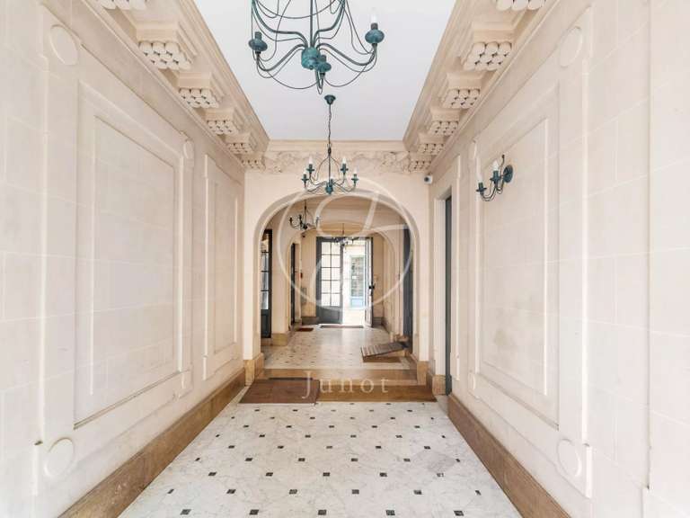 Appartement Paris 17e - 2 chambres - 99m²