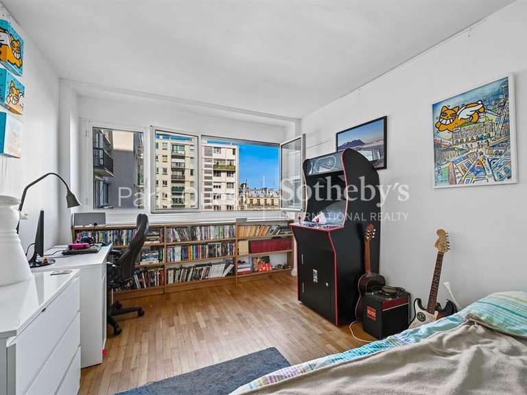 Appartement Paris 17e - 2 chambres - 112m²