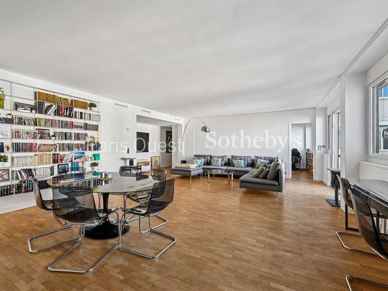 Appartement Paris 17e - 2 chambres - 112m²