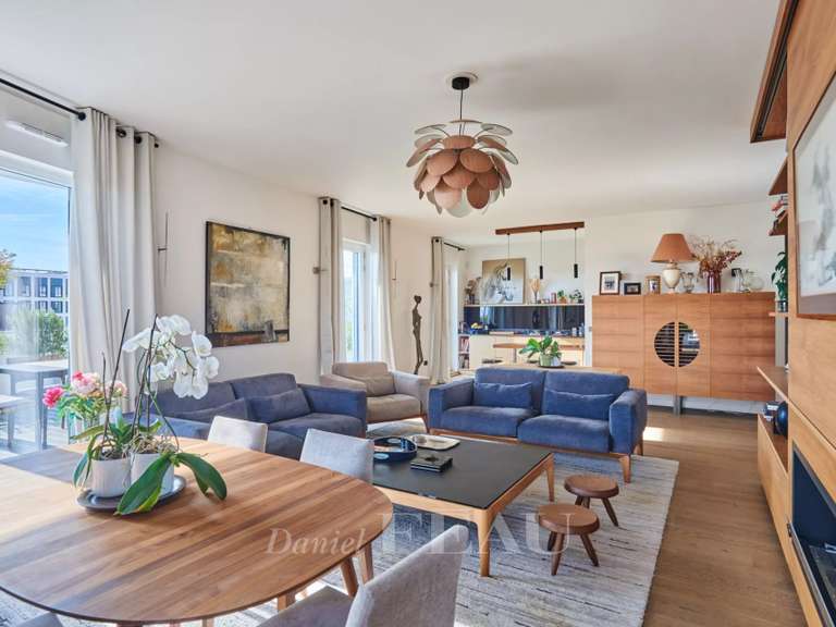 Appartement Paris 17e - 4 chambres - 167m²
