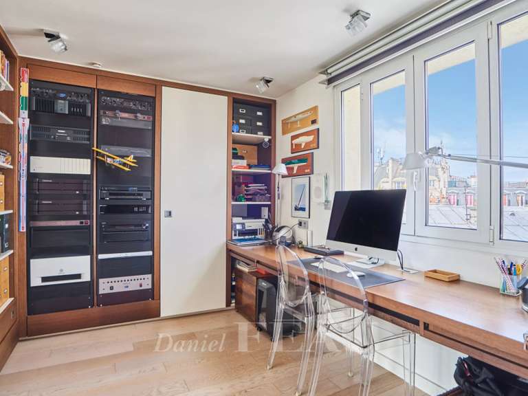 Appartement Paris 17e - 2 chambres - 104m²