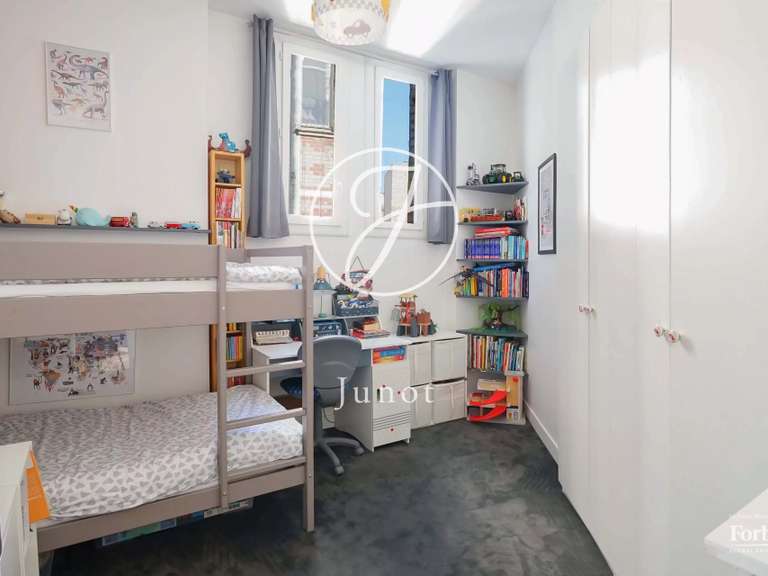 Appartement Paris 17e - 4 chambres - 128m²