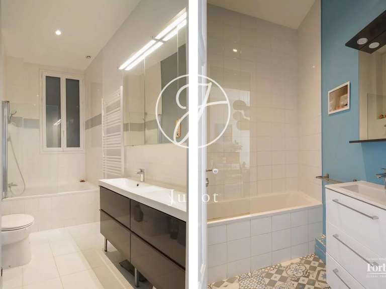 Appartement Paris 17e - 4 chambres - 128m²