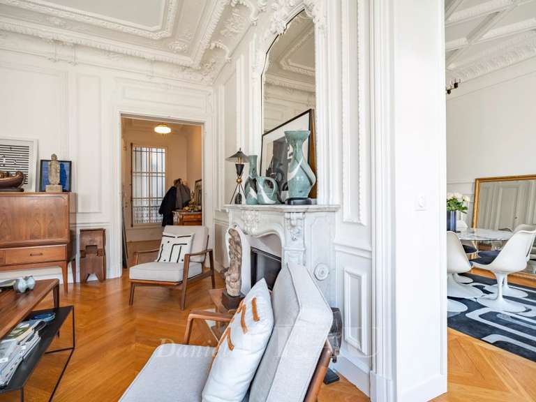 Appartement Paris 17e - 2 chambres - 106m²