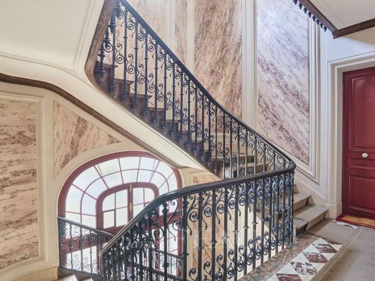 Appartement Paris 17e - 4 chambres - 212m²