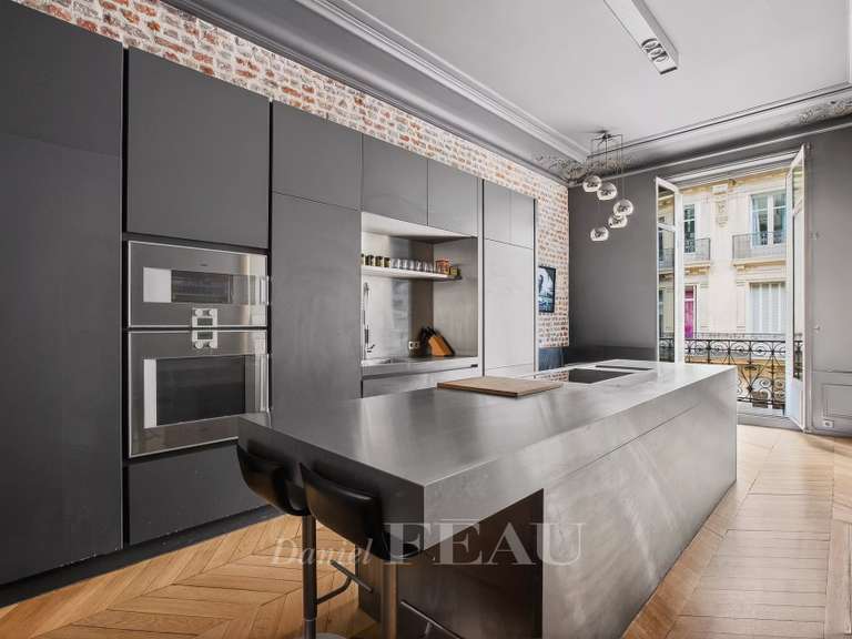 Appartement Paris 17e - 4 chambres - 305m²