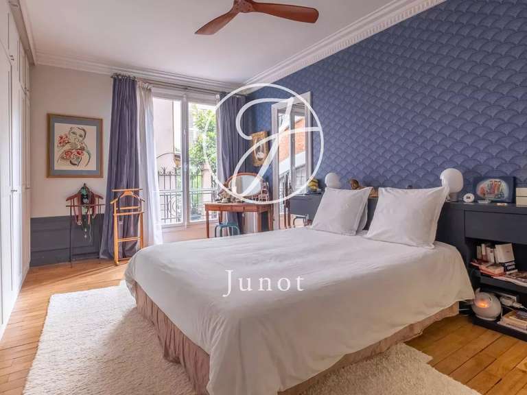 Appartement Paris 17e - 3 chambres - 157m²