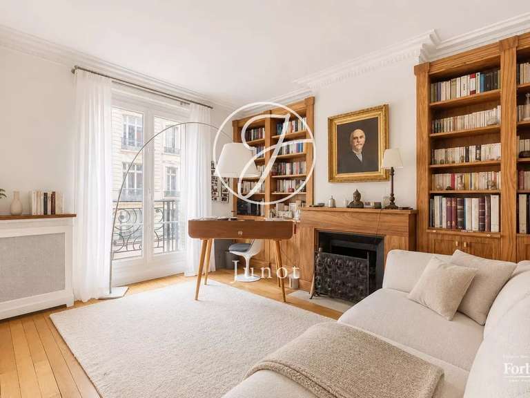 Apartment Paris 17e - 3 bedrooms - 155m²