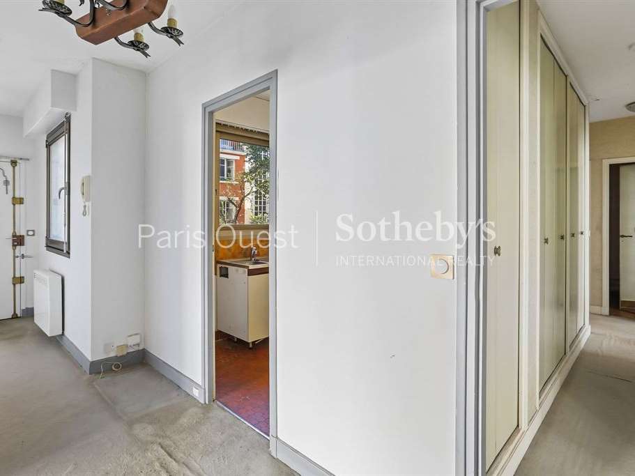 Apartment Paris 17e