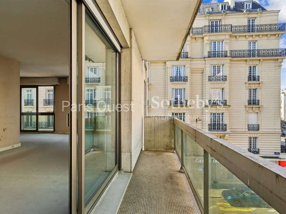 Apartment Paris 17e