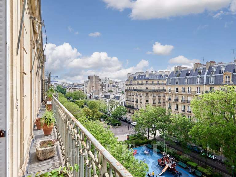 Appartement Paris 17e - 4 chambres - 231m²