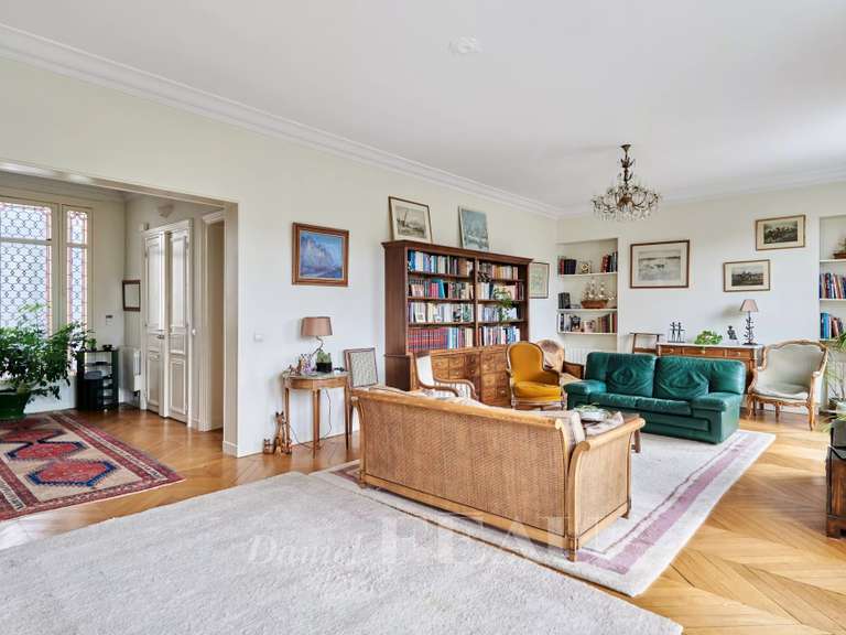 Appartement Paris 17e - 4 chambres - 231m²
