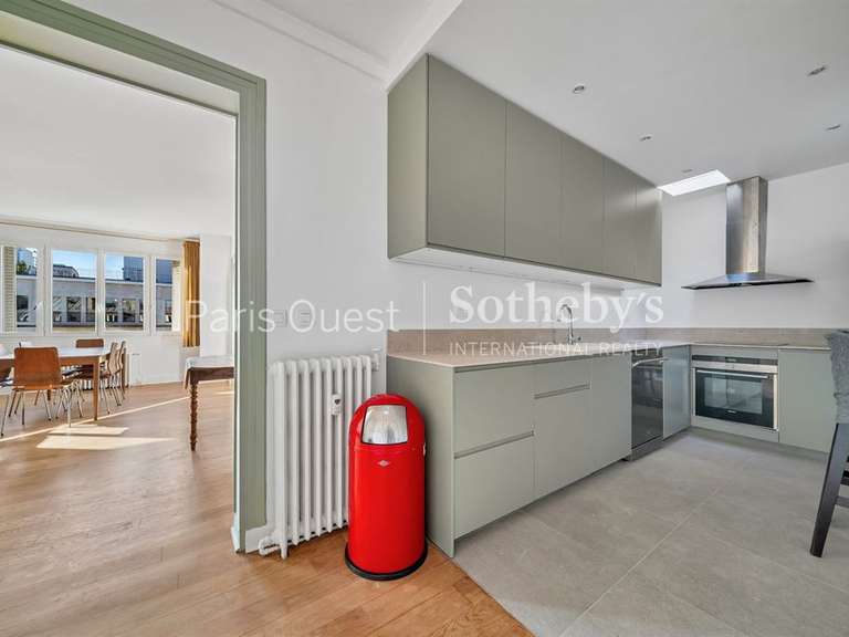 Appartement Paris 17e - 2 chambres - 103m²