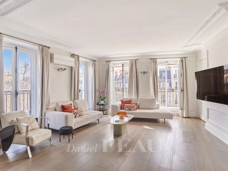 Appartement Paris 17e - 4 chambres - 151m²