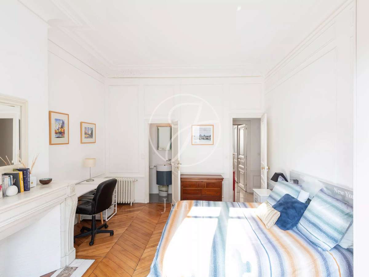 Apartment Paris 17e