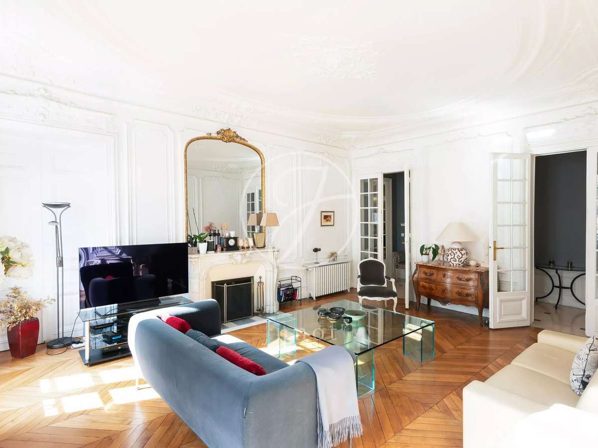 Apartment Paris 17e