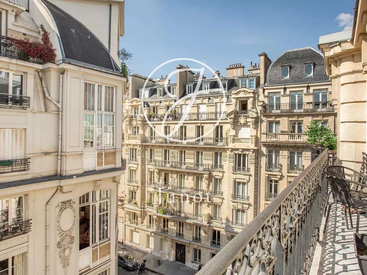 Apartment Paris 17e