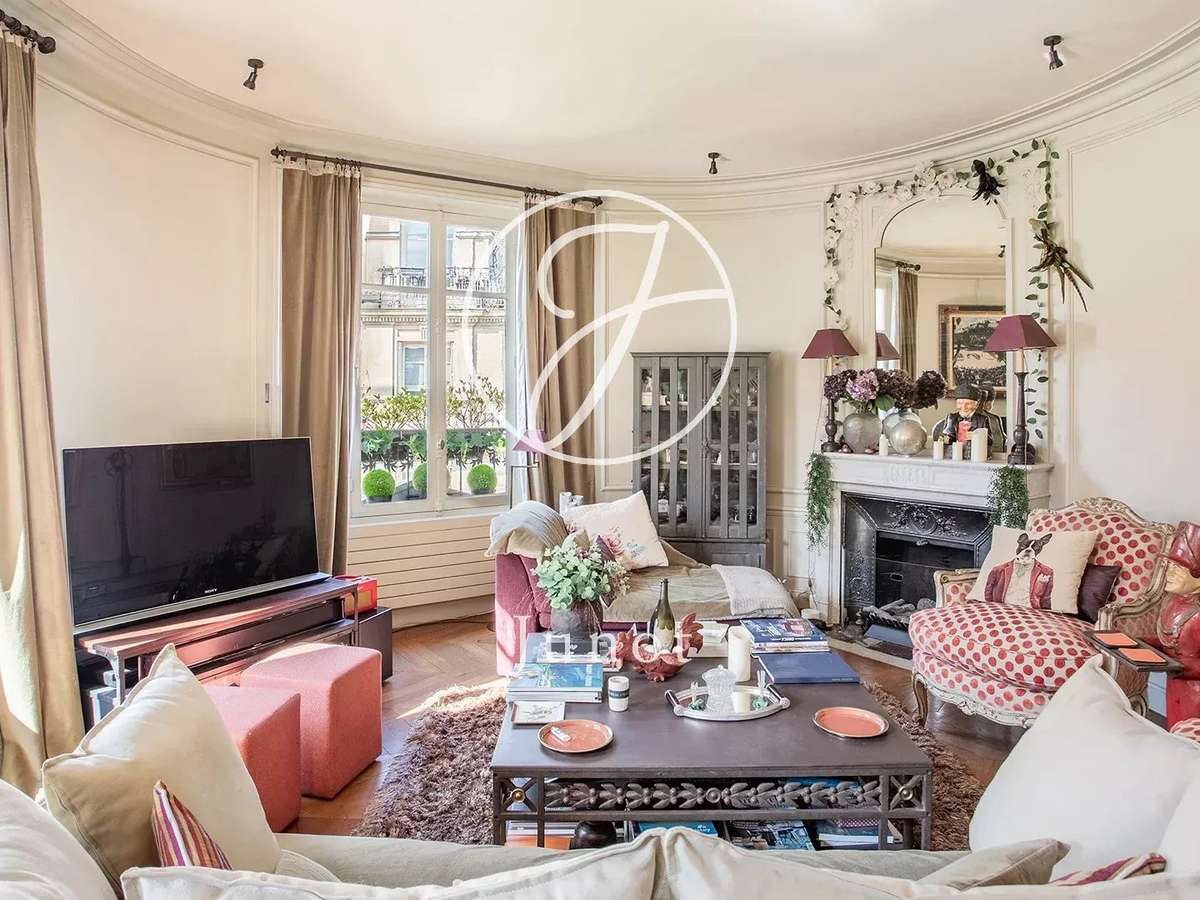 Apartment Paris 17e