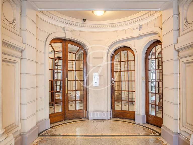 Appartement Paris 17e - 3 chambres - 193m²