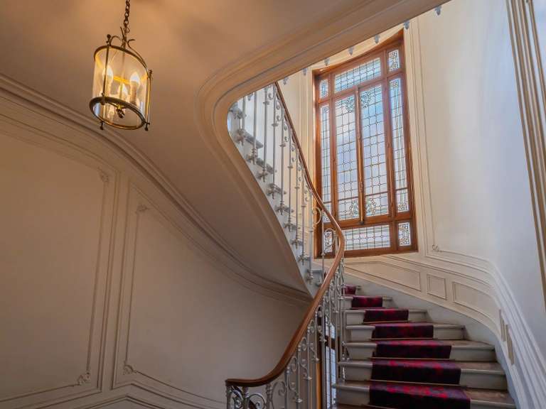 Appartement Paris 17e - 5 chambres - 218m²