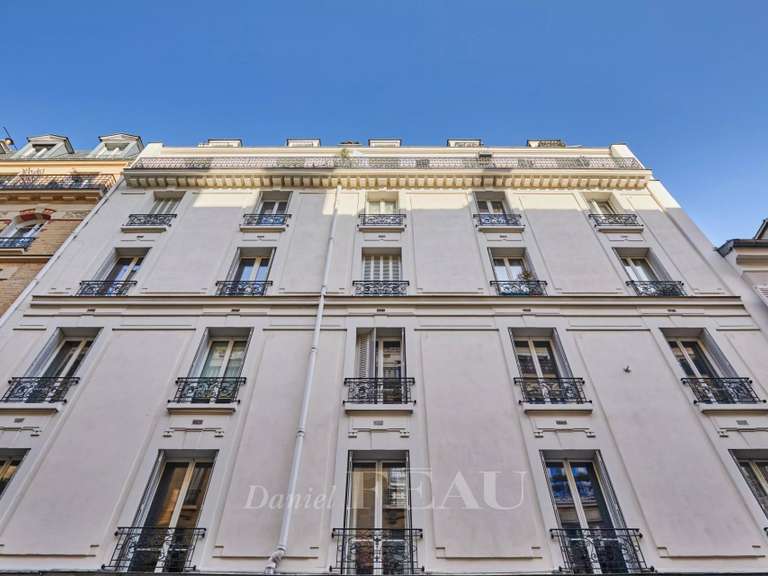 Appartement Paris 17e - 2 chambres - 82m²