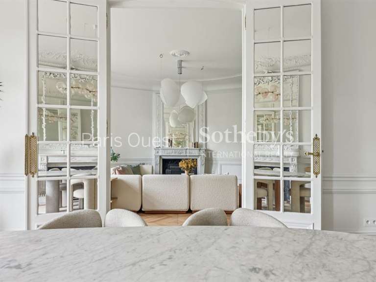 Appartement Paris 17e - 4 chambres - 270m²