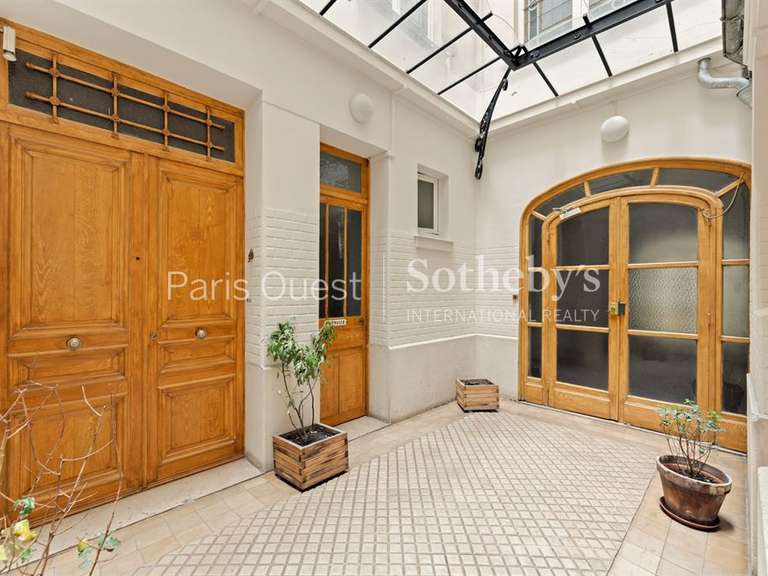 Appartement Paris 17e - 2 chambres - 185m²