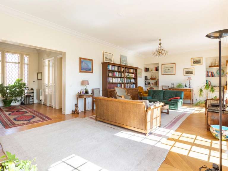 Appartement Paris 17e - 5 chambres - 231m²