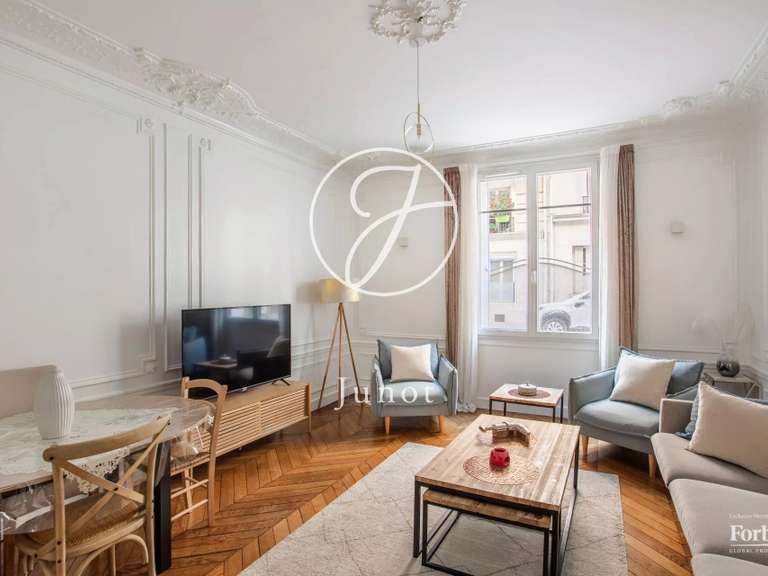 Appartement Paris 17e - 2 chambres - 96m²