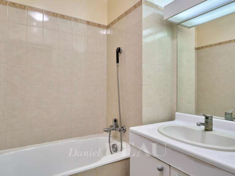 Appartement Paris 17e - 3 chambres - 89m²