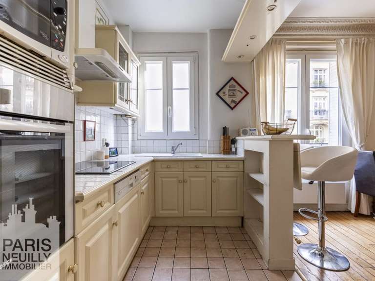 Appartement Paris 17e - 3 chambres - 97m²