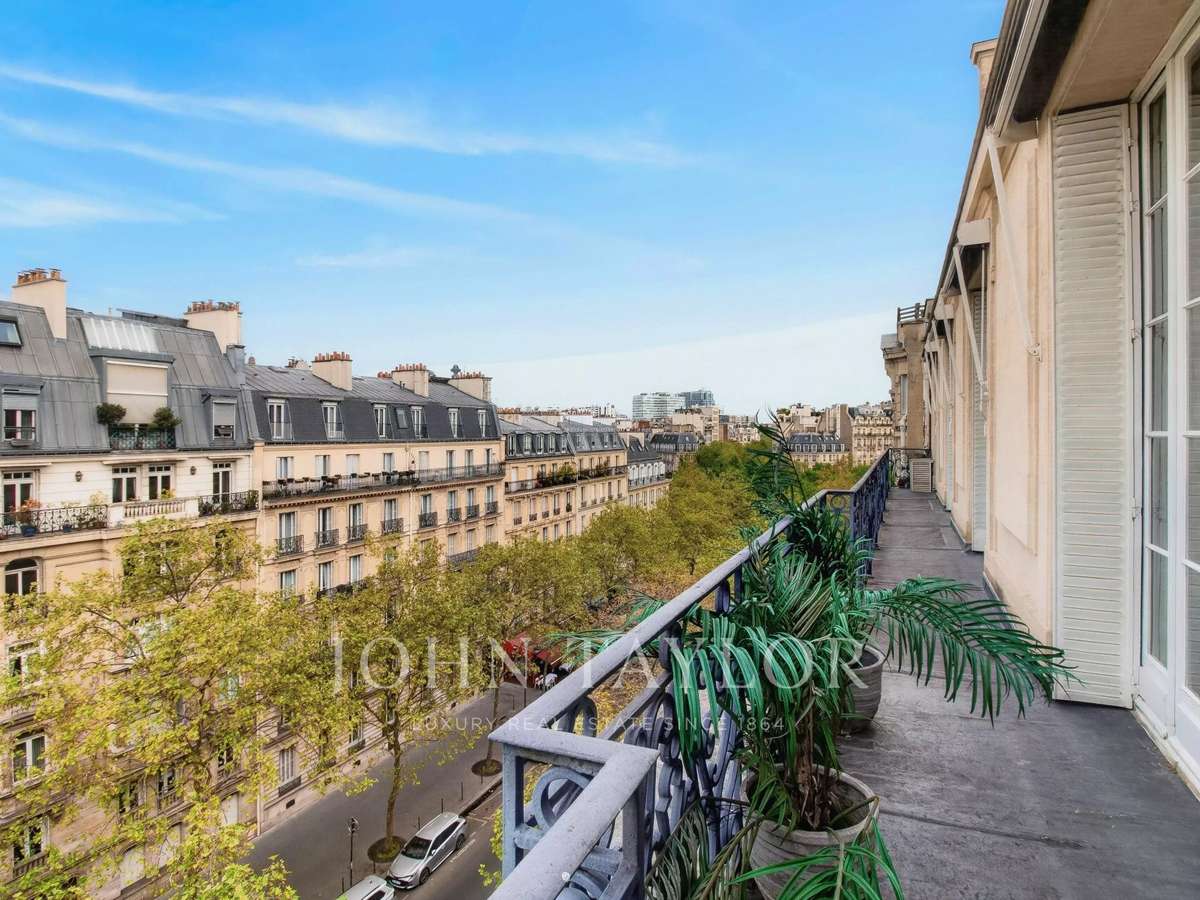 Apartment Paris 17e