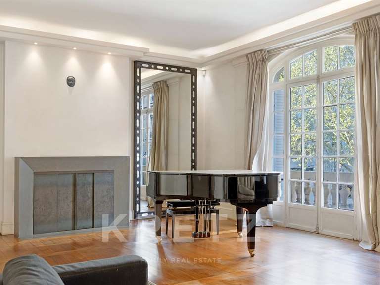 Appartement Paris 17e - 3 chambres - 256m²