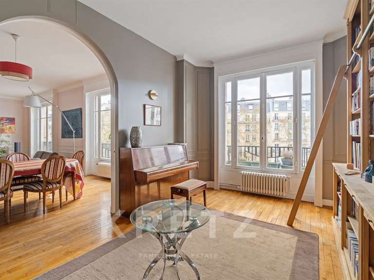 Appartement Paris 17e - 6 chambres - 285m²