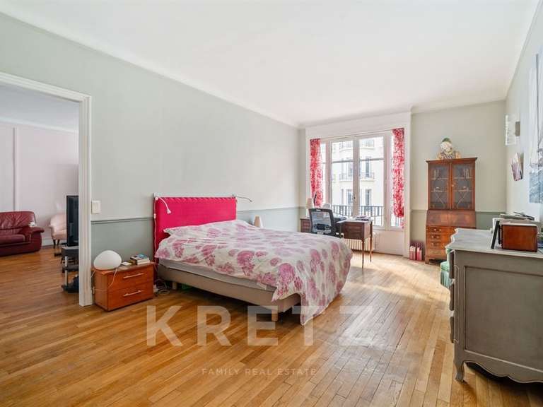 Appartement Paris 17e - 6 chambres - 285m²