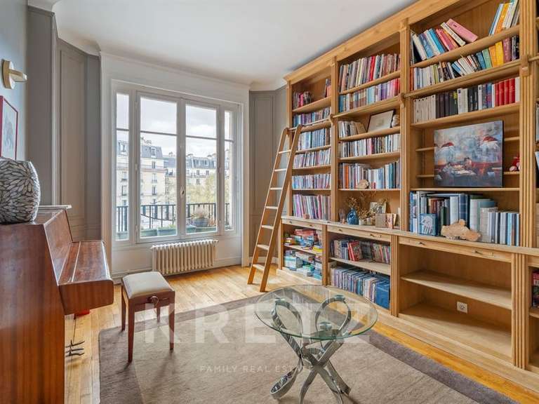 Appartement Paris 17e - 6 chambres - 285m²