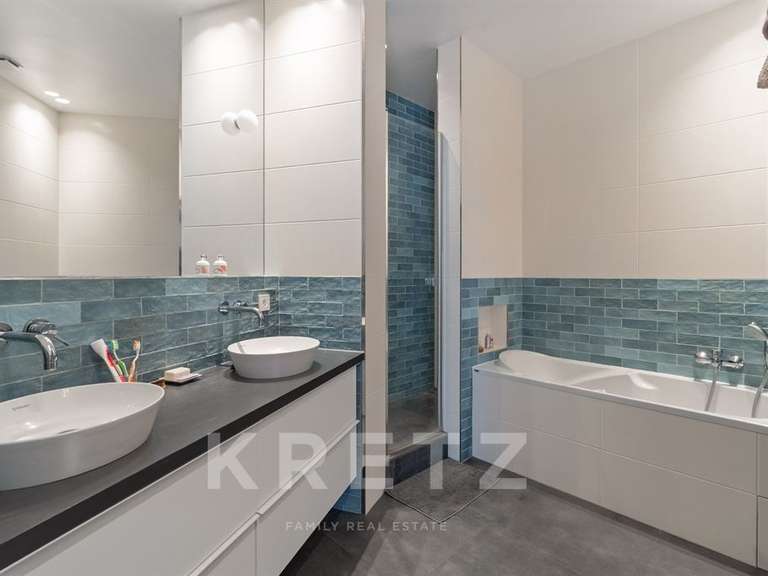 Appartement Paris 17e - 6 chambres - 285m²