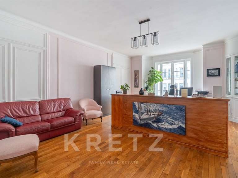 Appartement Paris 17e - 6 chambres - 285m²
